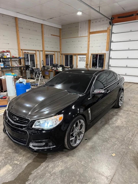 2015 Chevrolet SS - Image 2 of 16