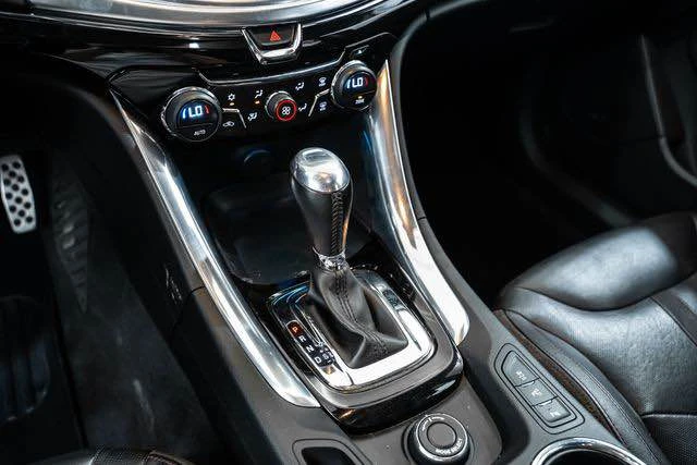 2015 Chevrolet SS - Image 11 of 12