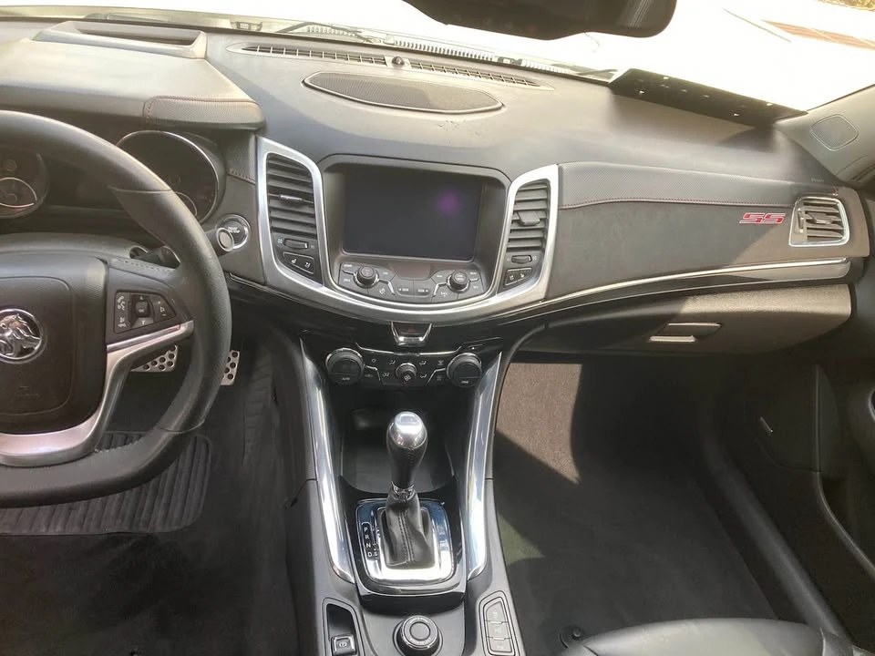 2015 Chevrolet SS - Image 10 of 13