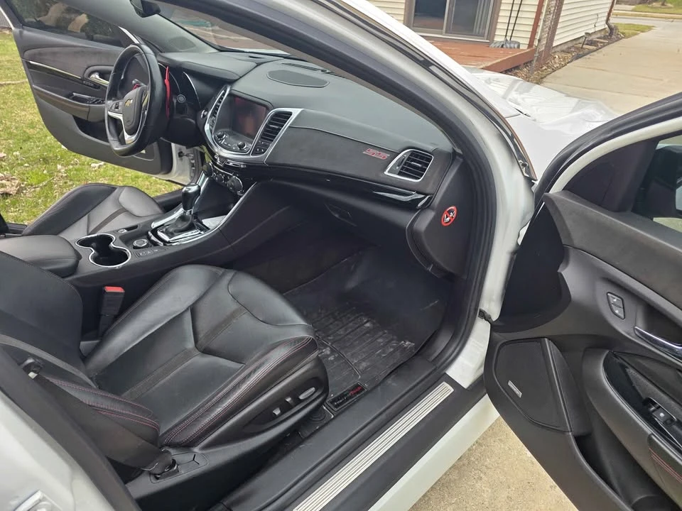 2015 Chevrolet SS - Image 9 of 11