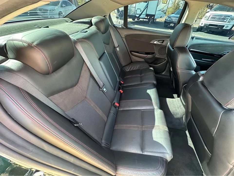 2015 Chevrolet SS - Image 11 of 12