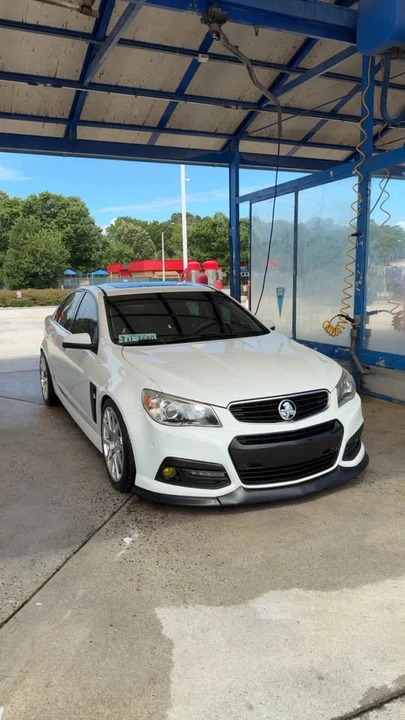 2015 Chevrolet SS - Image 7 of 10