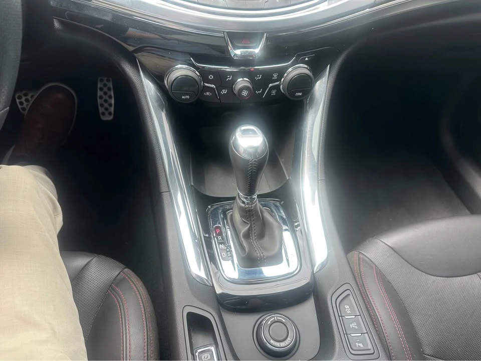 2015 Chevrolet SS - Image 13 of 16