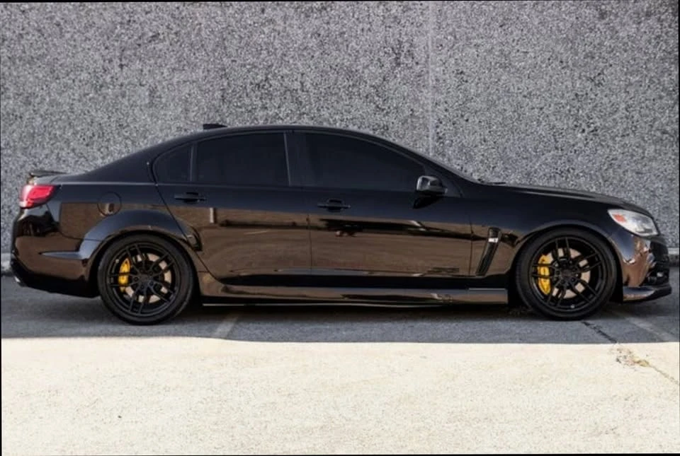 2015 Chevrolet SS - Image 3 of 17