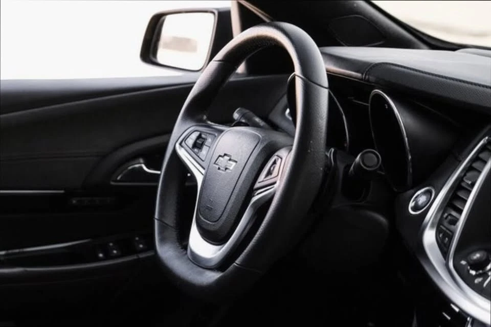 2015 Chevrolet SS - Image 12 of 17