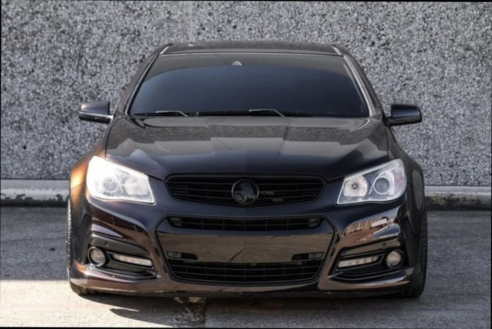 2015 Chevrolet SS - Image 2 of 17