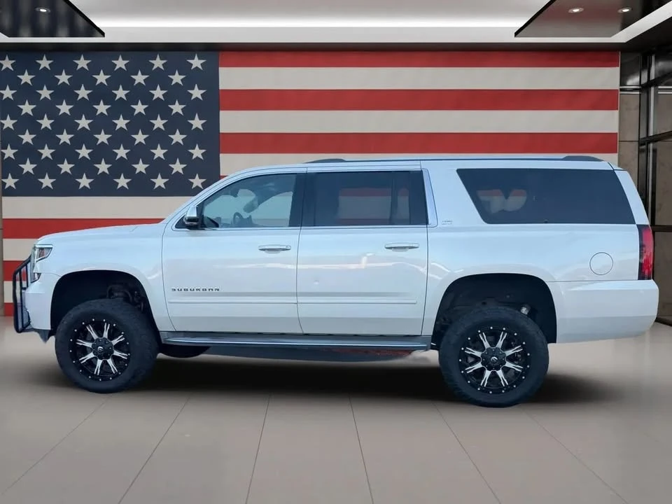 2015 Chevrolet Suburban 11th Gen - Image 4 of 20