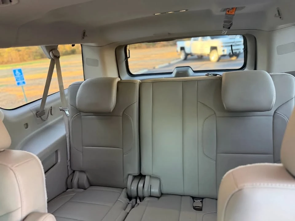 2015 Chevrolet Suburban 11th Gen - Image 15 of 20