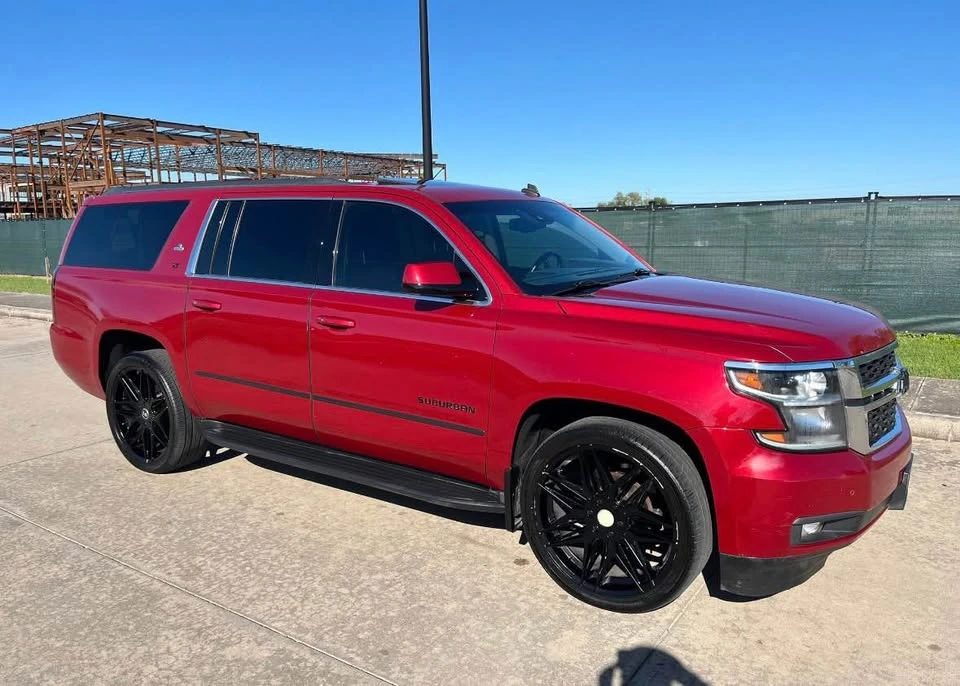 2015 Chevrolet Suburban 11th Gen - Image 2 of 5