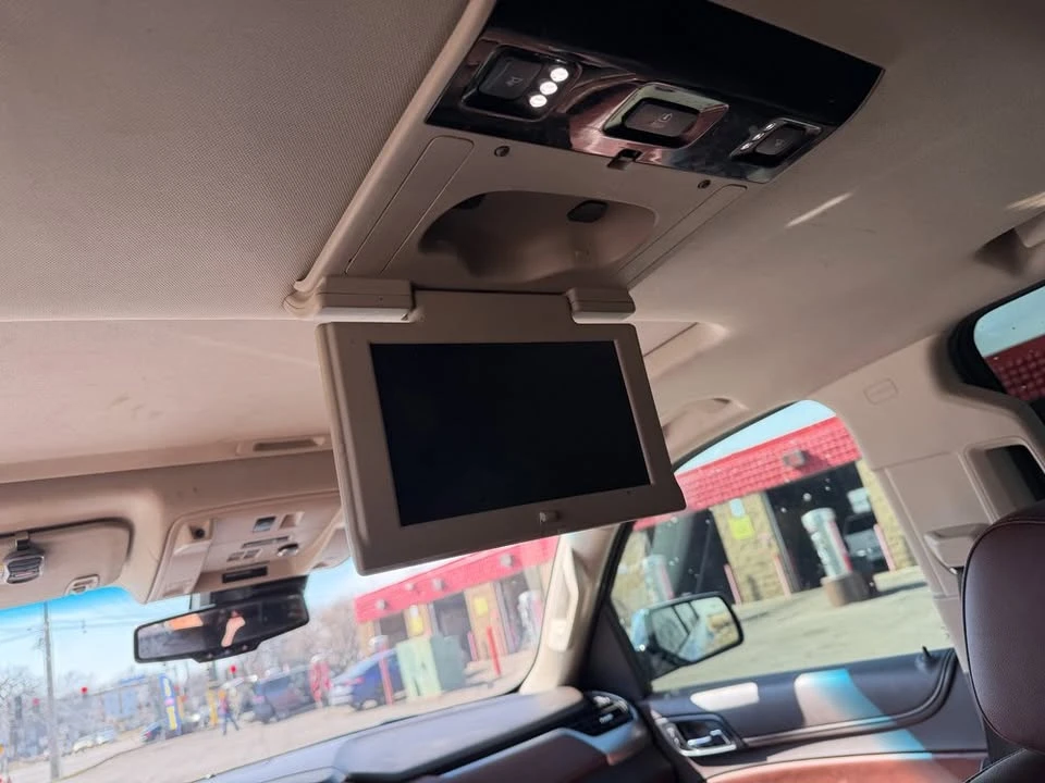 2015 Chevrolet Tahoe 4th Gen - Image 10 of 15