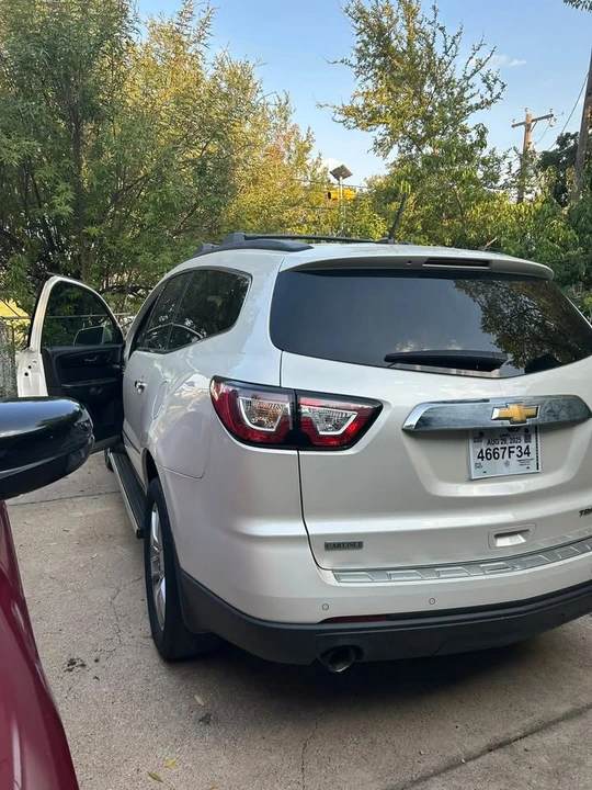 2015 Chevrolet Traverse - Image 4 of 7