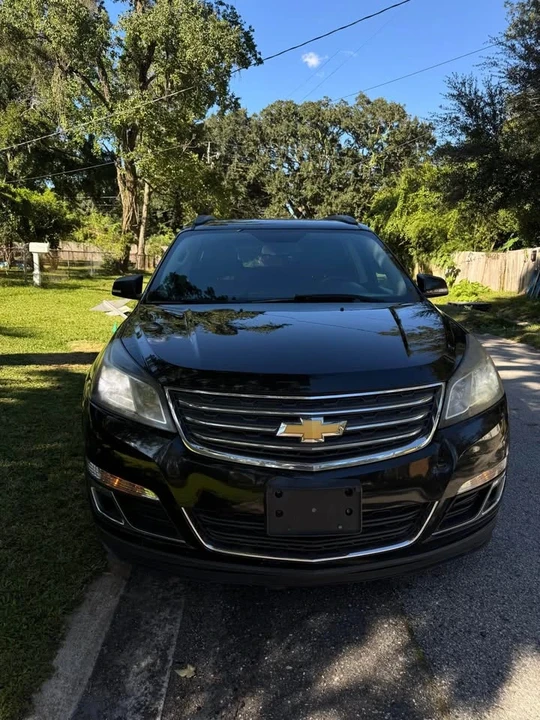 2015 Chevrolet Traverse - Image 4 of 11