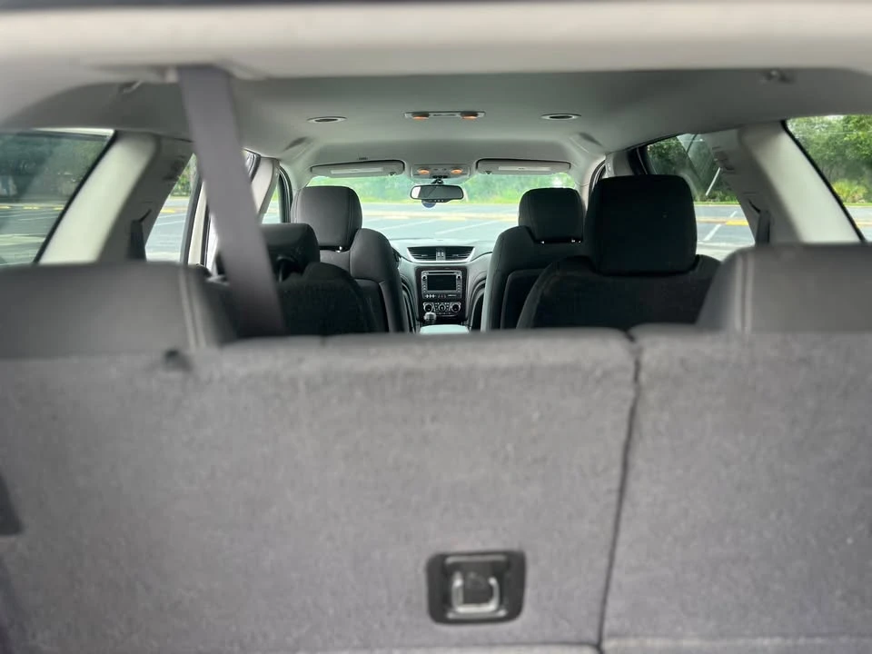 2015 Chevrolet Traverse - Image 5 of 10