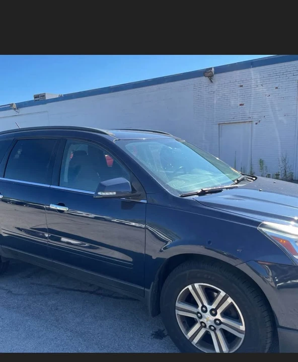 2015 Chevrolet Traverse - Image 4 of 11