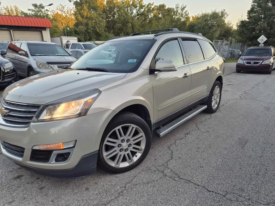 2015 Chevrolet Traverse - Image 4 of 11