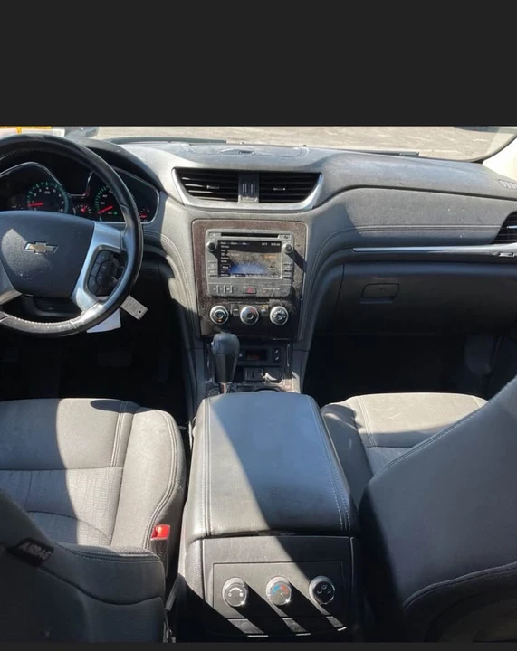 2015 Chevrolet Traverse - Image 10 of 11