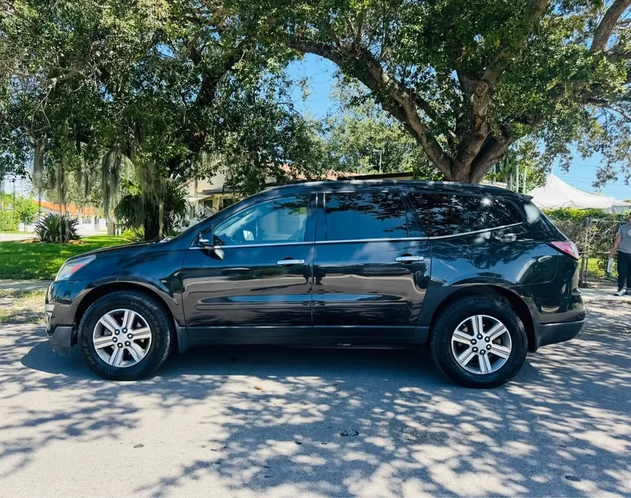 2015 Chevrolet Traverse - Image 4 of 15