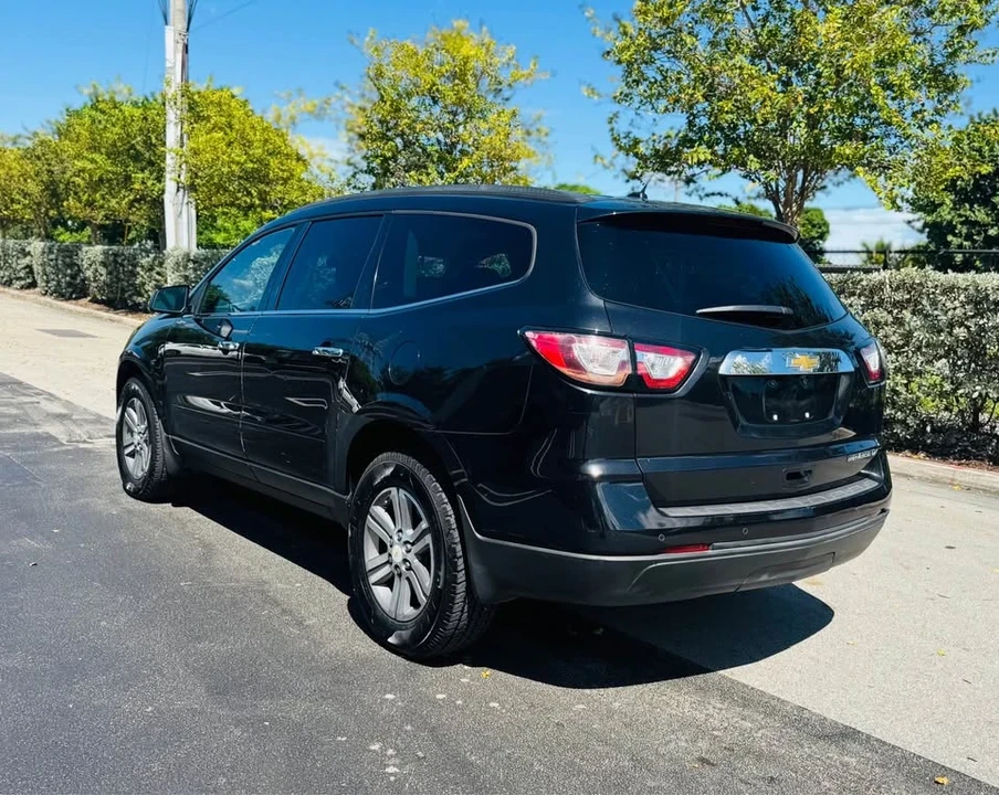 2015 Chevrolet Traverse - Image 7 of 16
