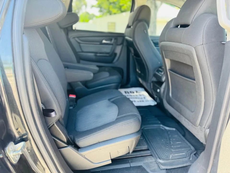 2015 Chevrolet Traverse - Image 14 of 15