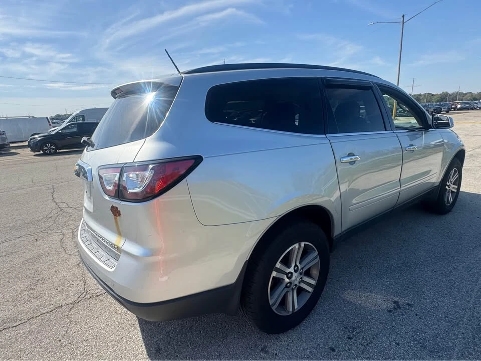 2015 Chevrolet Traverse - Image 4 of 13