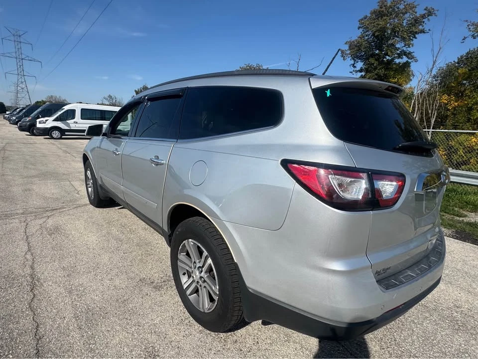 2015 Chevrolet Traverse - Image 2 of 13