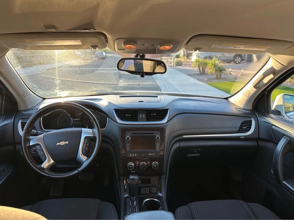 2015 Chevrolet Traverse - Image 7 of 10