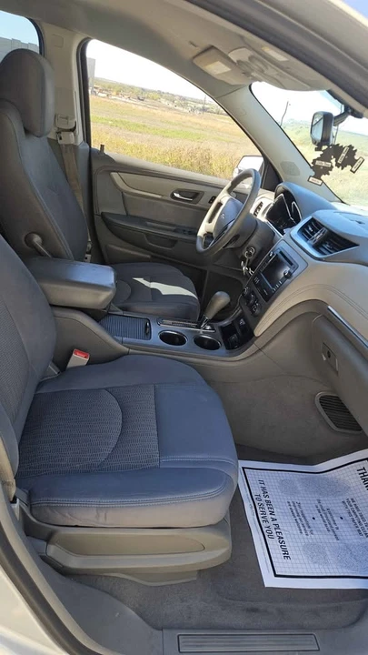2015 Chevrolet Traverse - Image 15 of 19