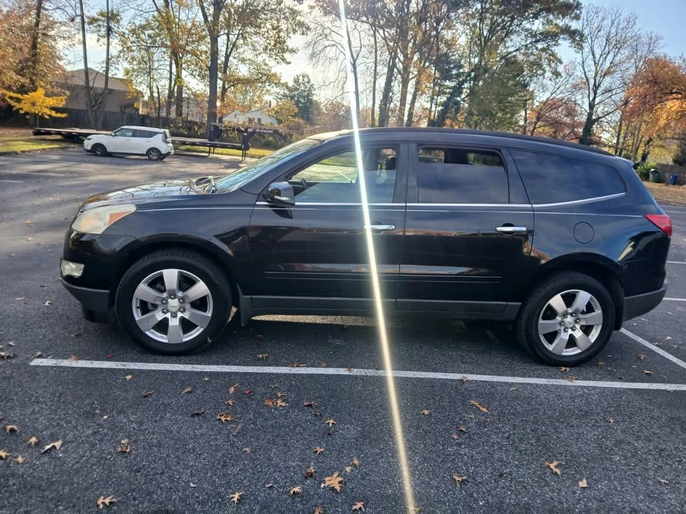 2015 Chevrolet Traverse - Image 4 of 6