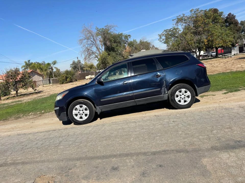 2015 Chevrolet Traverse - Image 9 of 13