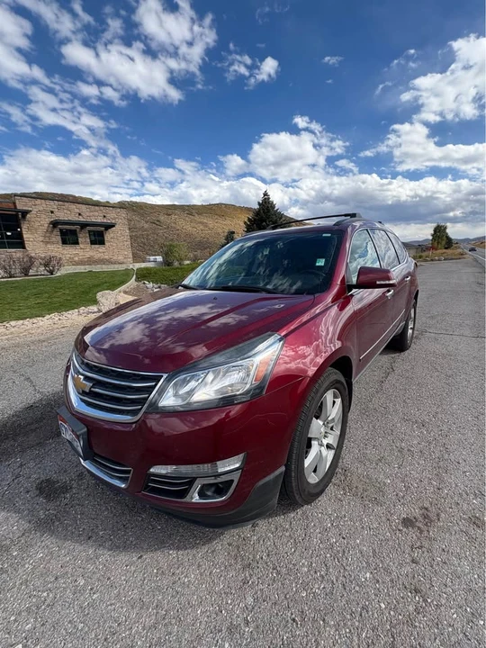 2015 Chevrolet Traverse - Image 4 of 10