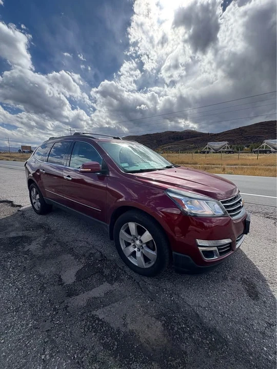 2015 Chevrolet Traverse - Image 3 of 10