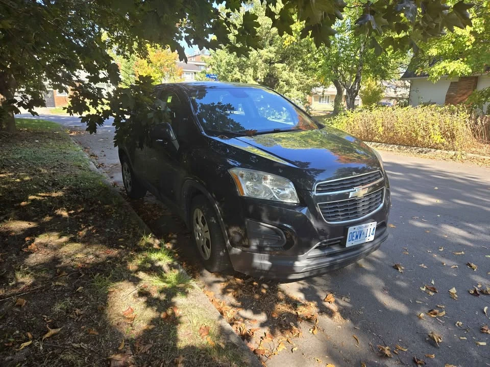2015 Chevrolet Trax - Image 2 of 4