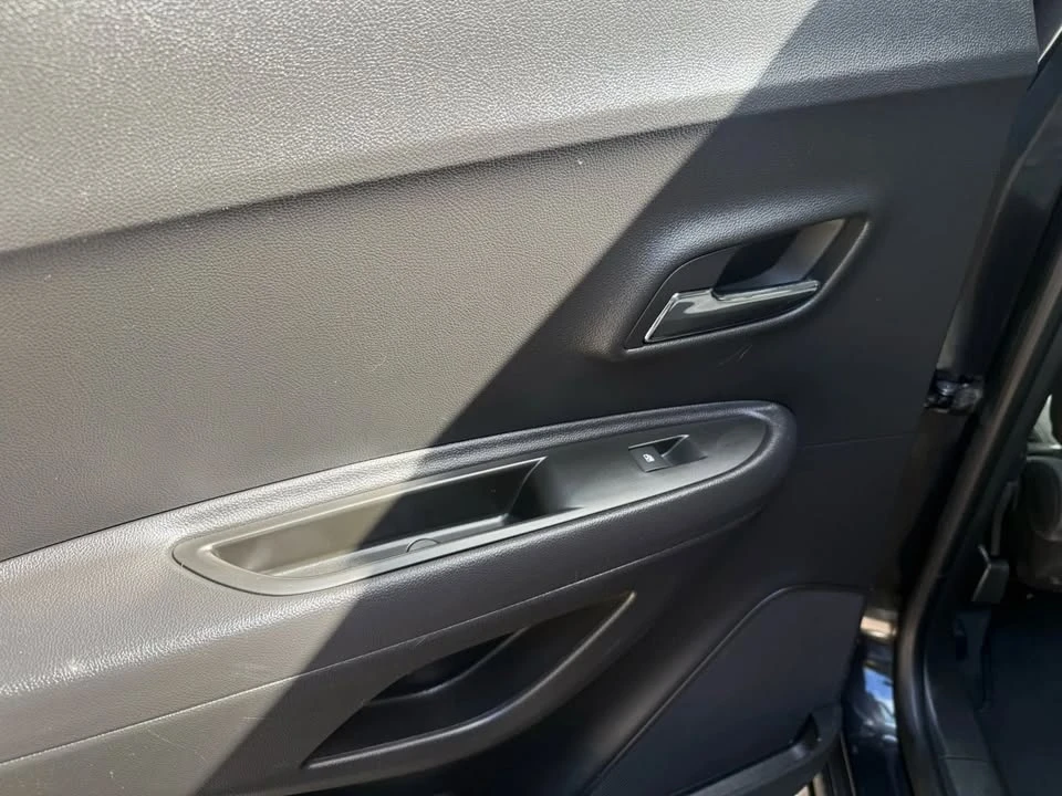 2015 Chevrolet Trax - Image 15 of 20
