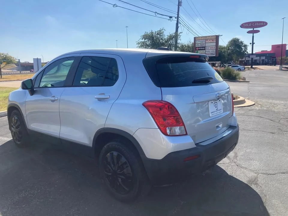 2015 Chevrolet Trax - Image 3 of 4