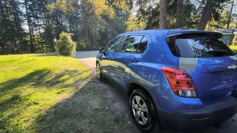 2015 Chevrolet Trax - Image 2 of 9