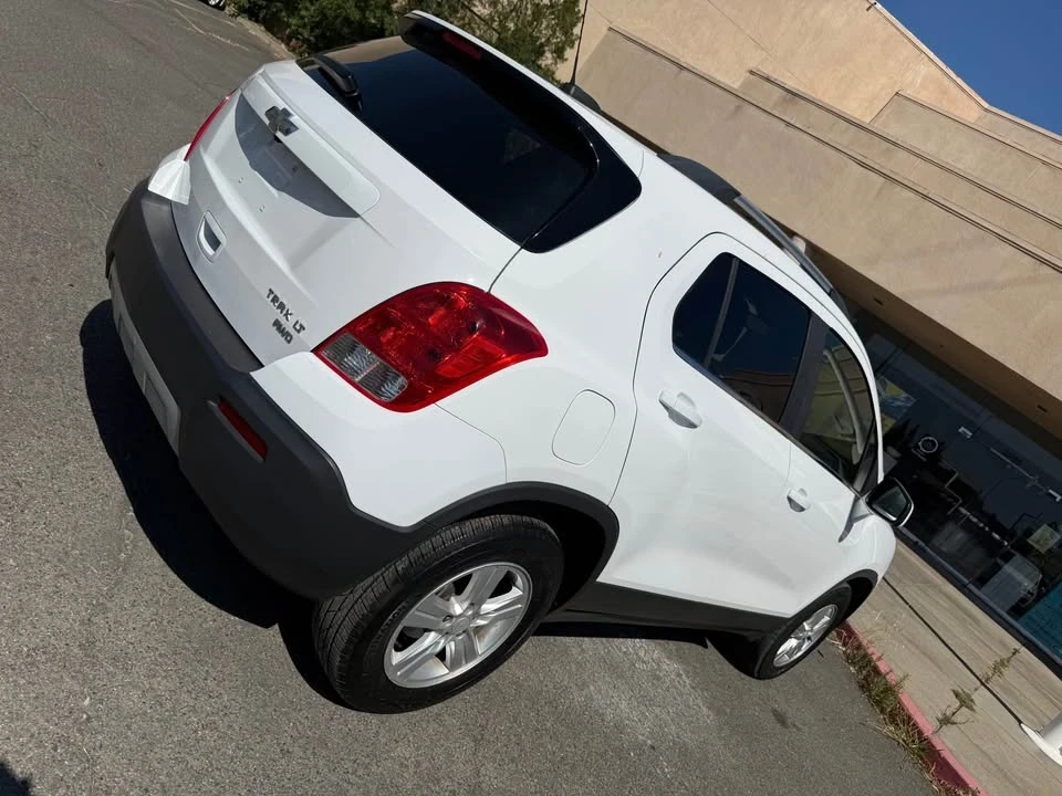 2015 Chevrolet Trax - Image 2 of 16