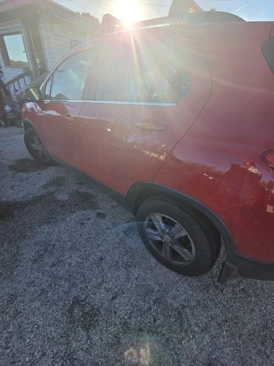 2015 Chevrolet Trax - Image 2 of 11
