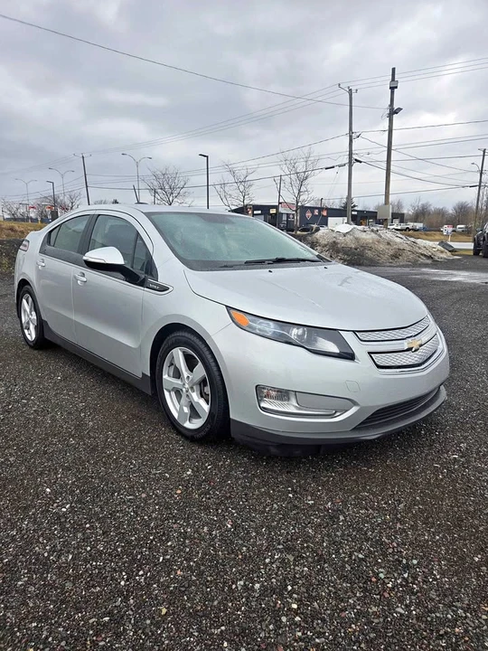 2015 Chevrolet Volt - Image 1 of 15
