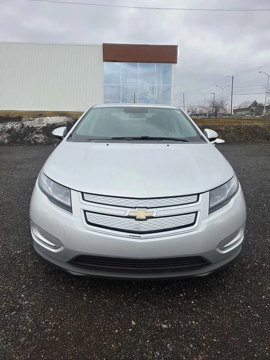2015 Chevrolet Volt - Image 2 of 15
