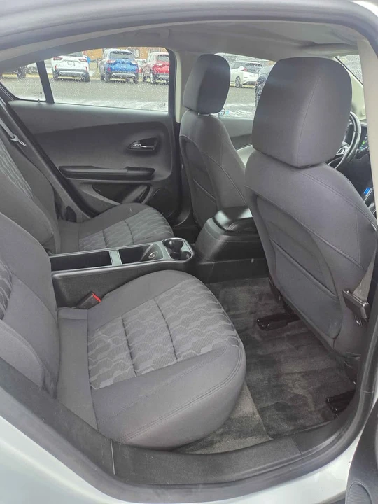 2015 Chevrolet Volt - Image 11 of 15