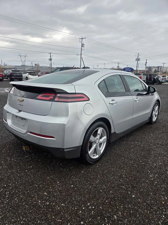 2015 Chevrolet Volt - Image 7 of 15