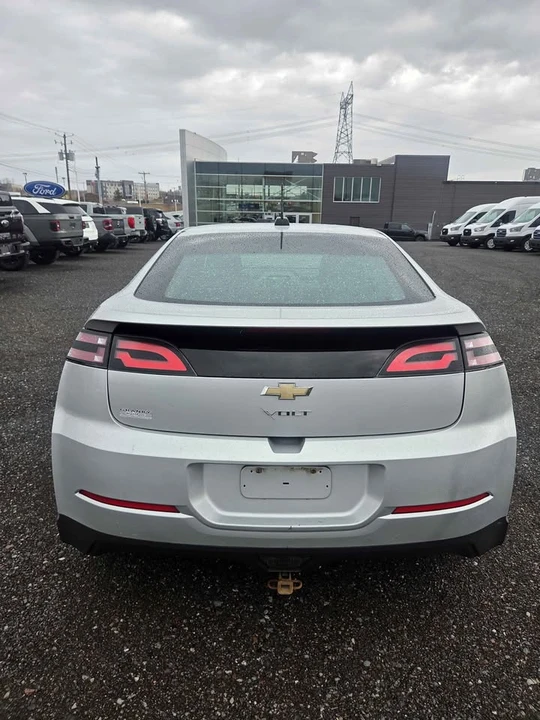 2015 Chevrolet Volt - Image 6 of 15