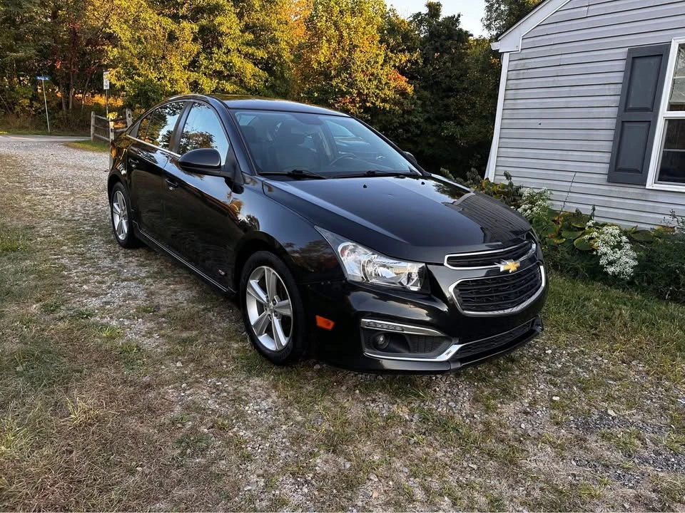 2015 Chevrolet Cruze - Image 2 of 7