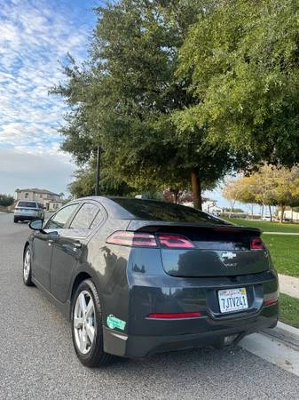 2015 Chevrolet Volt - Image 4 of 12