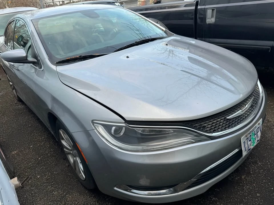 2015 Chrysler 200 - Image 2 of 6