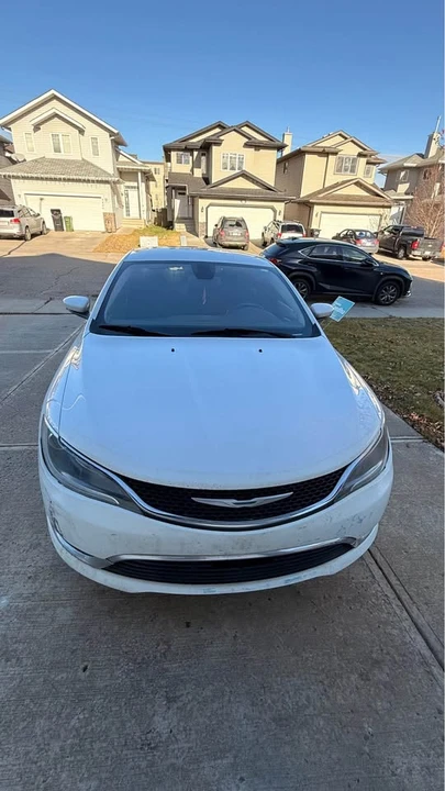 2015 Chrysler 200 - Image 2 of 4