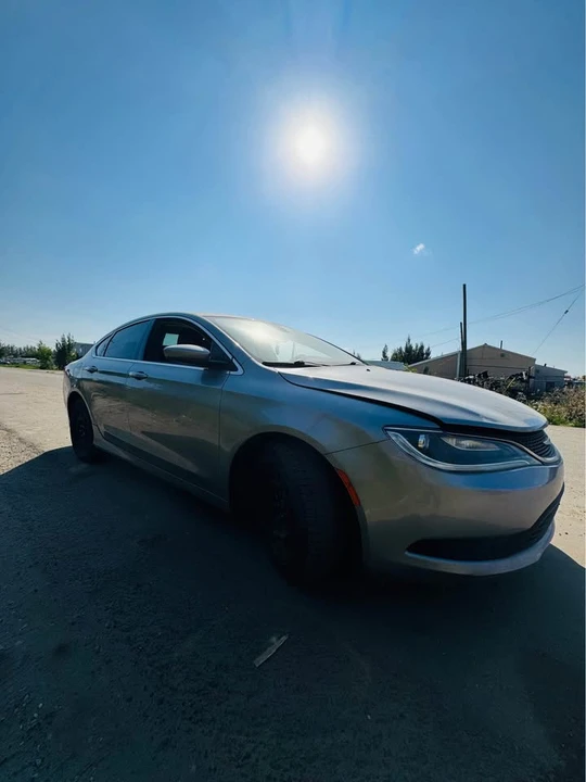 2015 Chrysler 200 - Image 3 of 7