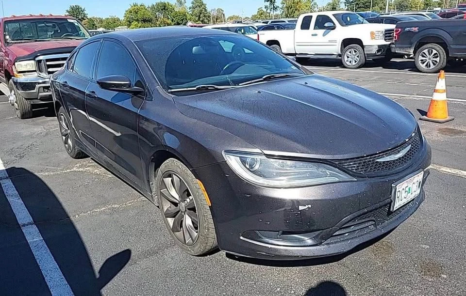 2015 Chrysler 200 - Image 4 of 6