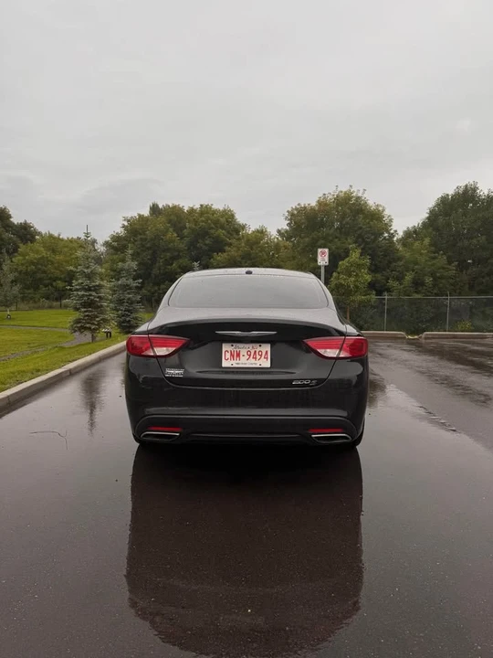 2015 Chrysler 200 - Image 4 of 7