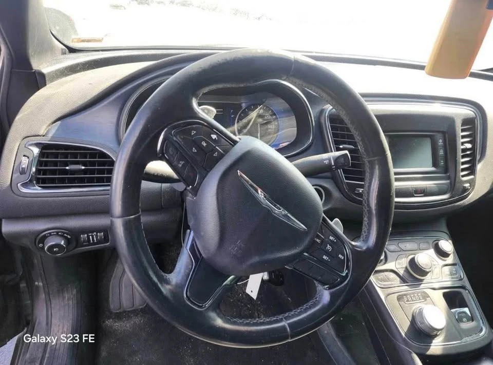 2015 Chrysler 200 - Image 6 of 6